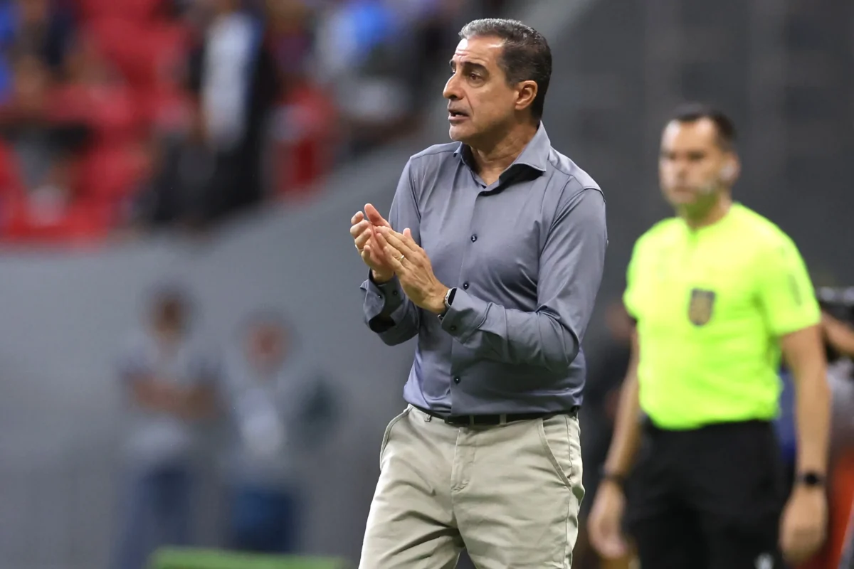 Botafogo: Duas Vitórias Fora de Casa em 2025 e Desequilíbrio na Briga pelo Brasileirão