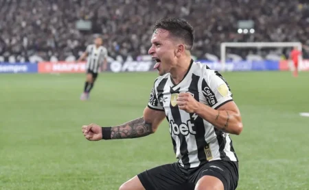 Botafogo: A Maior Ameaça ao Flamengo na Libertadores, na Visão de Arnaldo Ribeiro