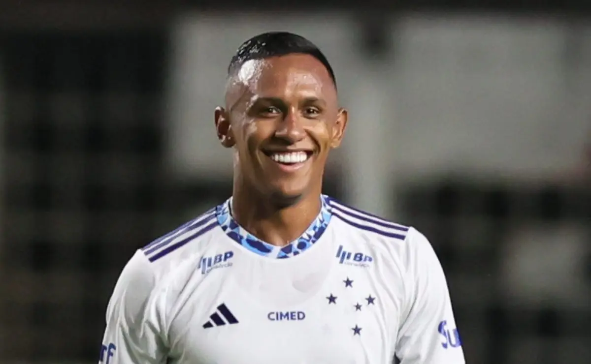 Cruzeiro acerta detalhes e encaminha a contratação de Marquinhos, ex-Arsenal.