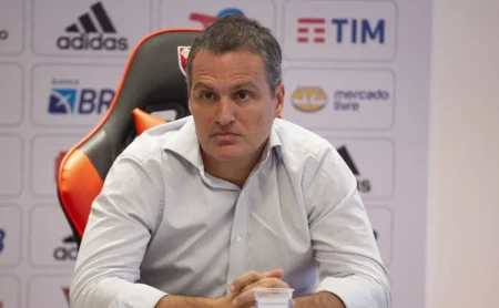 Bruno Spindel na mira do Santos: futuro no Flamengo em xeque