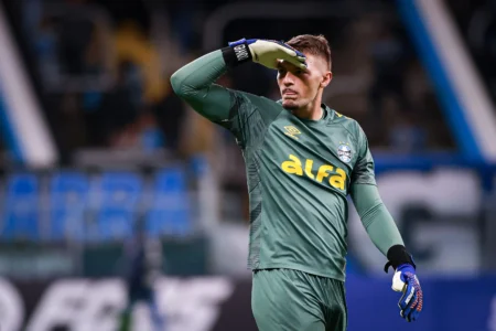 Grando sobre negociação Palmeiras e Grêmio: "Duas ofertas"
