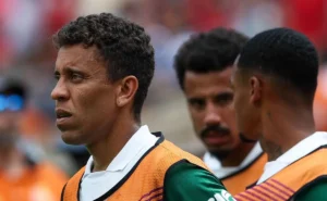 Abel escala e treina Palmeiras com Marcos Rocha e Giay para jogo contra o Botafogo, informa Marília Ruiz