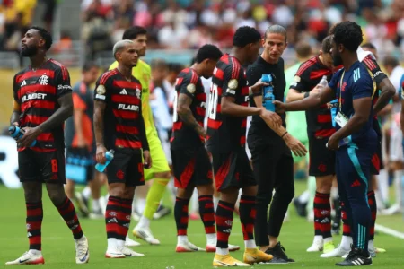 Análise: Corajoso, Flamengo sucumbe ao peso do jogo e a um Bayern de outro nível