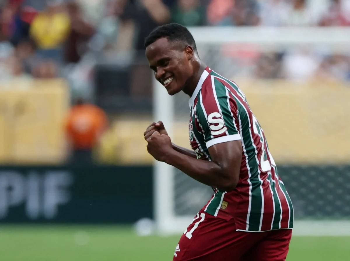 Arias, Contratado por R$ 3,1 Milhões, Contribui para o Fluminense Acumular R$ 480 Milhões em Prêmios