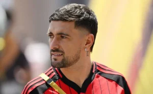 Arrascaeta sob interesse europeu, diz Rafinha antes de Flamengo e Bayern de Munique: “Me perguntaram valor”