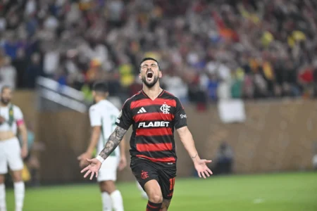 Arrascaeta analisa fim da ansiedade no Flamengo e projeta duelo com o Chelsea como decisão