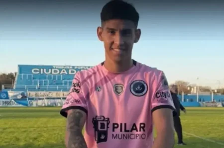 Meia argentino com mandado de prisão por homicídio é preso ao tentar acesso a estádio