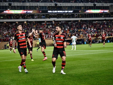 Arrascaeta e Luiz Araújo: Dupla Domina Gols do Flamengo em 2025