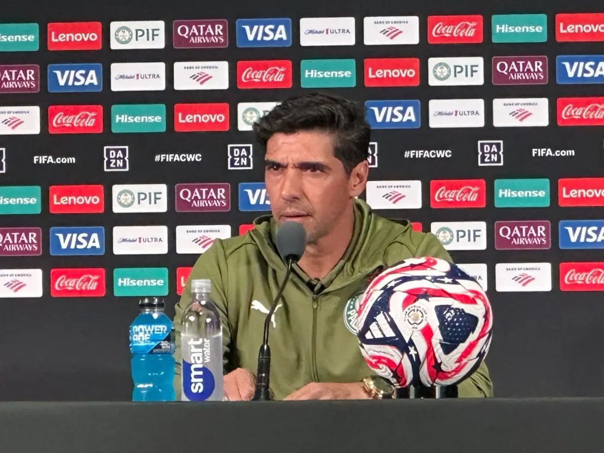 Abel Ferreira compara futebol brasileiro e europeu: "A diferença é mínima"