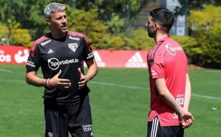 Crespo no São Paulo: Reencontro com velhos conhecidos