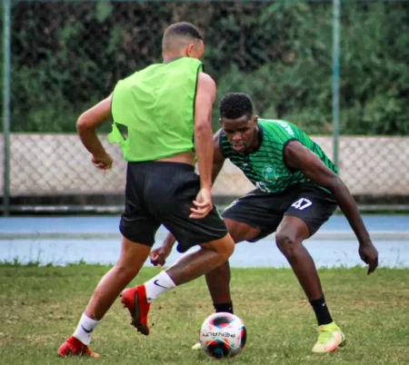 Do Rio para a Espanha: A Jornada de Drogba Mineiro da Quinta Divisão à Pizzaria