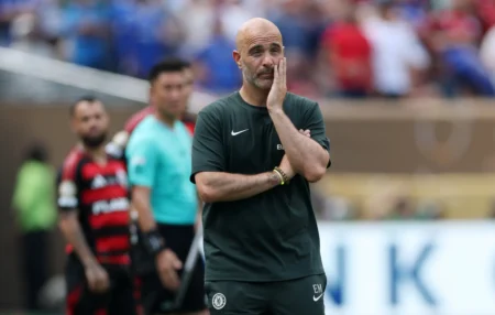 Técnico do Chelsea reconhece vitória merecida do Flamengo: "Seis minutos alteraram a partida"