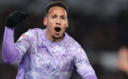 Corinthians Inicia Conversas para Contratar o Atacante Ronald do Swansea-ING
