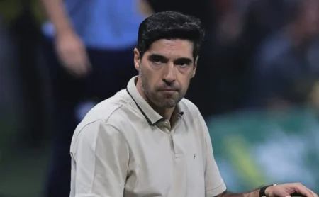 Renato Gaúcho sai em defesa do futebol brasileiro no Mundial e menciona Abel Ferreira: "É preciso valorizar"