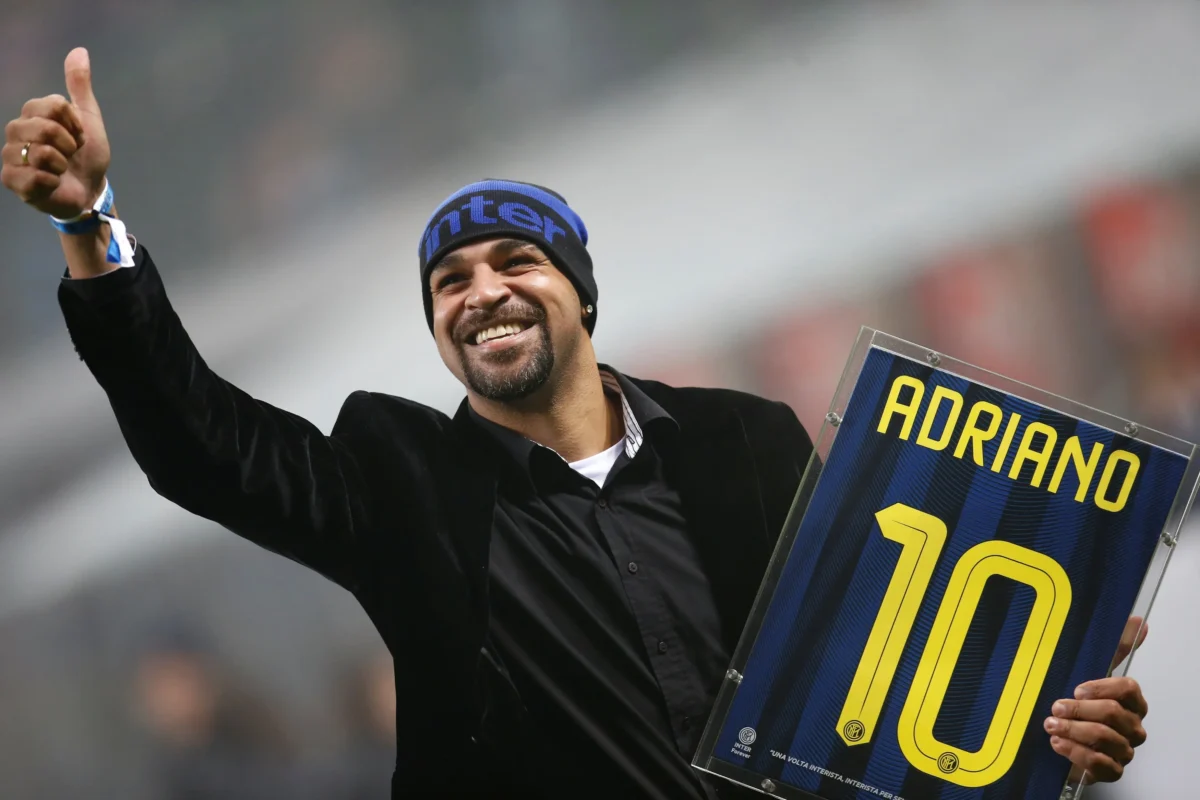 Adriano Imperador: Reflexões sobre a Carreira e a Bola de Ouro