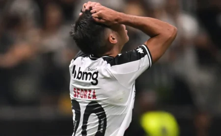 FIFA Exige Pagamento de Dívida Milionária do Vasco ao Newell's Old Boys por Sforza