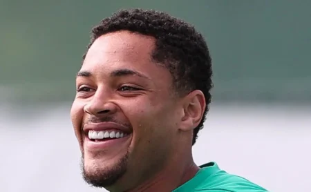 Vitor Roque e a "Lei do Ex": Cruzeiro x Palmeiras em foco