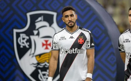 Vasco acorda rescisão de Payet devido a baixo rendimento
