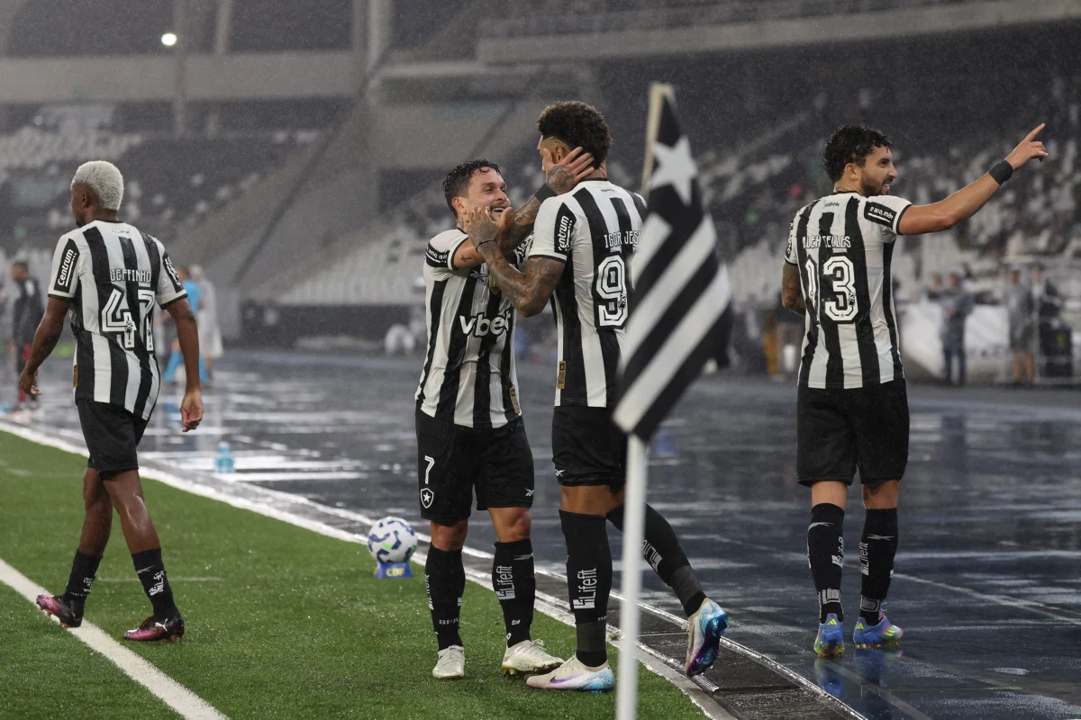 Botafogo: Igor Jesus retorna, porém Cuiabano está fora contra o Ceará