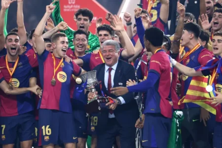 Barcelona: Risco de Sanção na Champions League por Descumprimento Financeiro.
