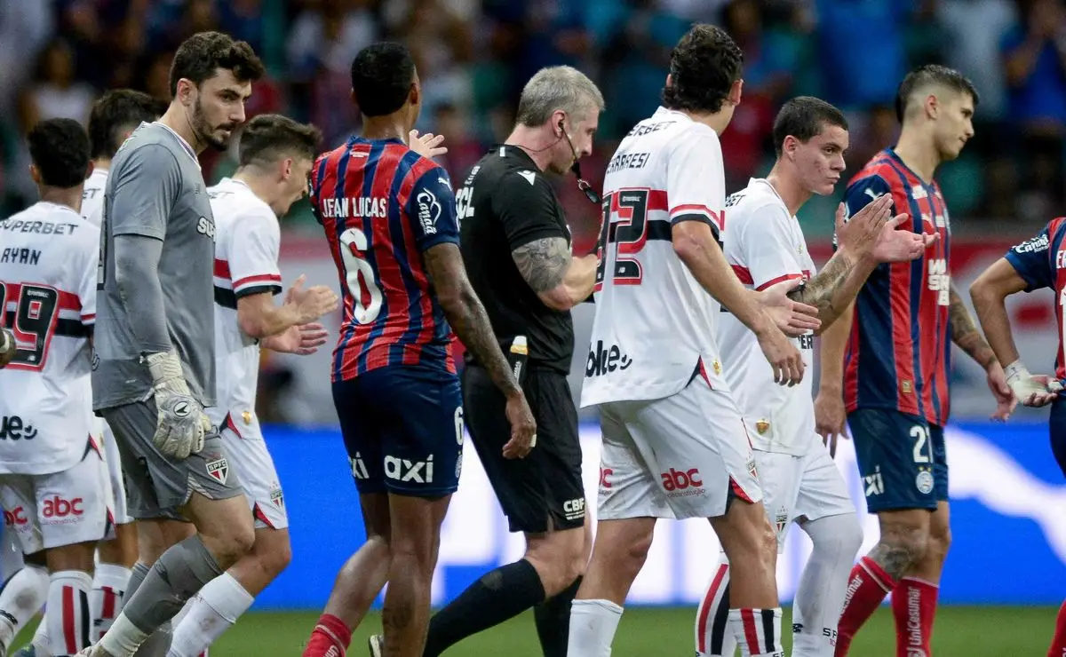 Felipe Ruiz Alerta: "São Paulo Próximo da Série B Como em 2017"