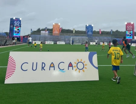 Curaçao na jornada para a Copa de 2026: inspiração brasileira e o apoio da FIFA.