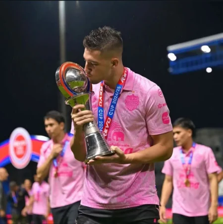Bissoli Conquista Quatro Títulos e Marca 43 Gols em Temporada na Tailândia