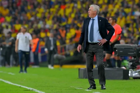 Ancelotti Celebra Empate e Destaca Defesa Sólida em Estreia pela Seleção