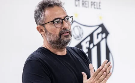 Santos: Alexandre Mattos Define Prioridades e Planeja Reforços Urgentes