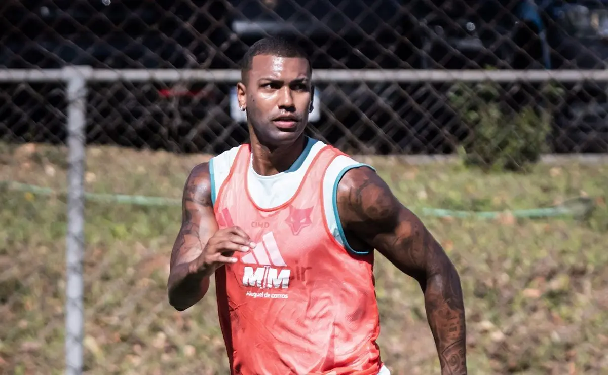 Decisão de Walace sobre saída do Cruzeiro gera reação da torcida: "Não precisa"