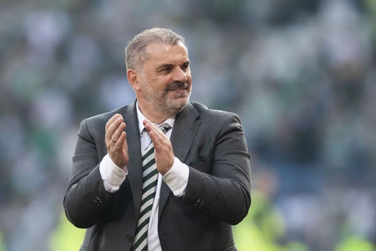 Tottenham Dispensa o Técnico Ange Postecoglou