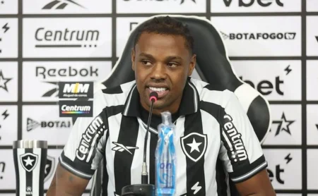Kaio Pantaleão: Torcida Alvinegra, Adaptação e o Sonho Mundial