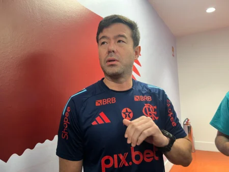 Flamengo almeja retorno de Plata e De la Cruz para estreia na Copa de Clubes após recuperação