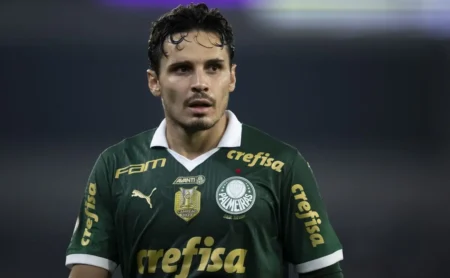 Experiência de Raphael Veiga pode ser decisiva no Mundial de Clubes, afirma jogador.