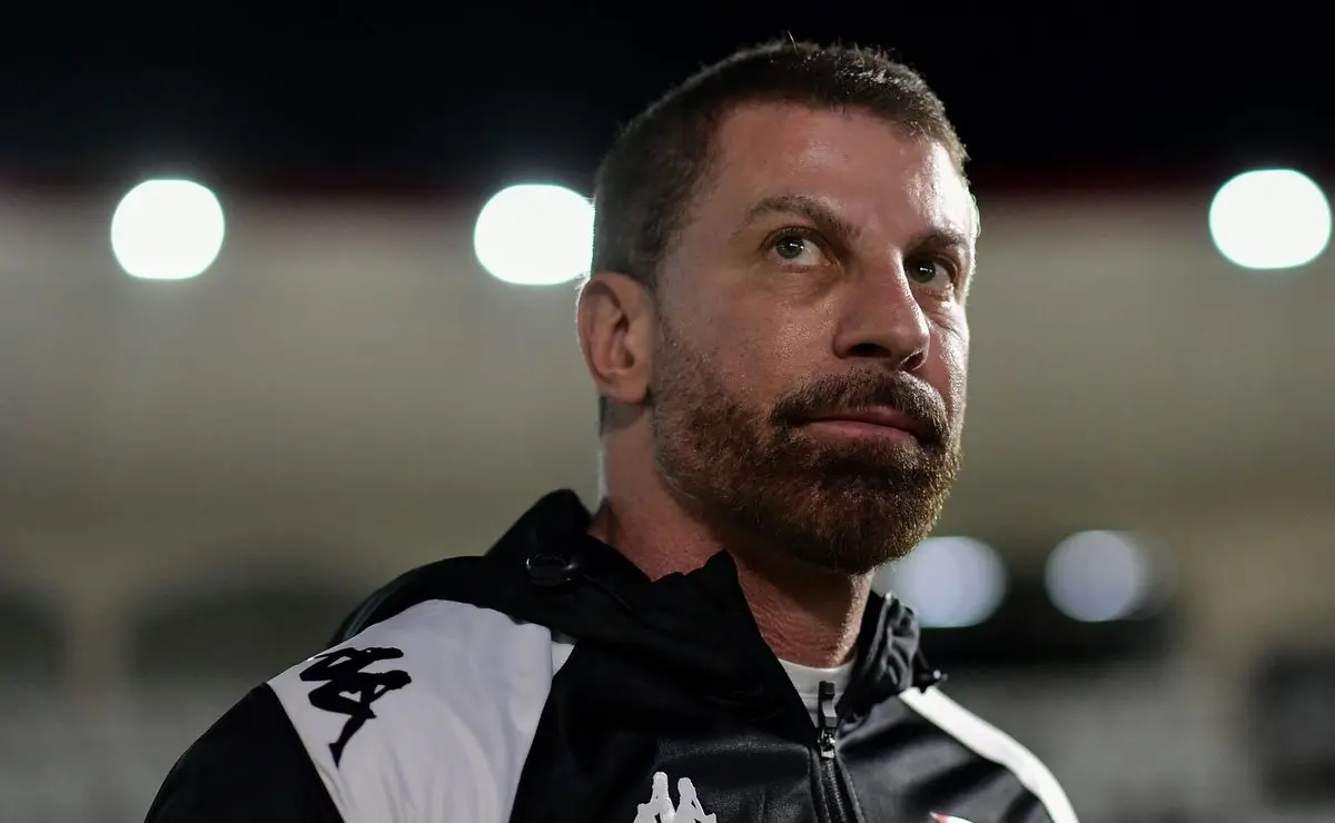 Vasco: Pedrinho busca diretor de futebol; Mário Branco é o favorito.