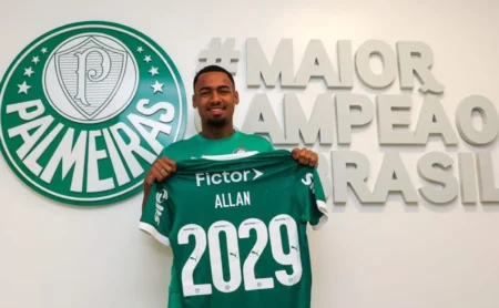 Allan Celebra Renovação com o Palmeiras e Reconhece Apoio de Veteranos