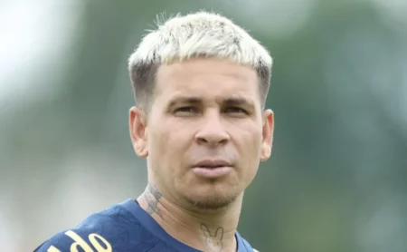 Revolta da torcida santista: Soteldo frustra e Vitinho surge como solução