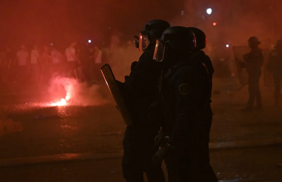Festa do PSG pelo título: polícia registra mais de 400 detidos e duas mortes