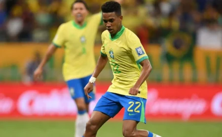 Casagrande Exalta Estêvão: "Fase Superior à de Neymar" e o Futuro da Seleção