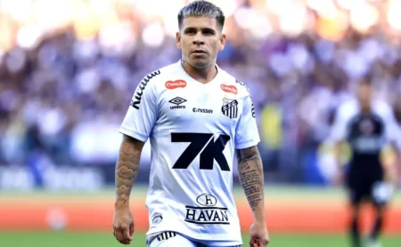 Soteldo: desempenho abaixo no período recente, comparado ao Fluminense