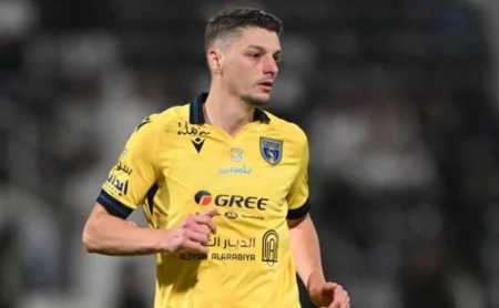 Grêmio Inicia Conversas por André Girotto, mas Cláusula Contratual Dificulta Negociação