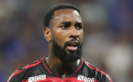Flamengo negocia Gerson com Zenit após rótulo de "jogador problema"