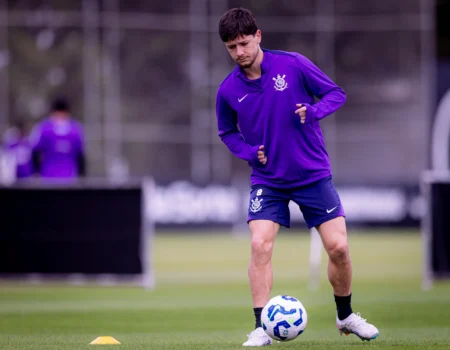 Corinthians: Dorival Finaliza Preparativos para Confronto contra o Grêmio