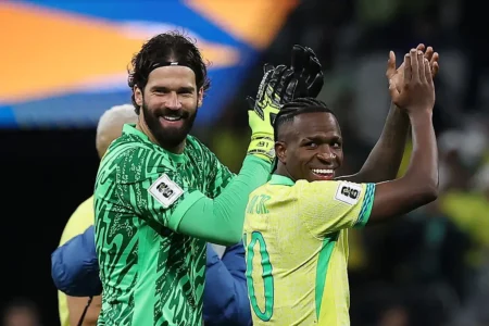Alisson lamenta turbulência na Seleção: "Não fomos protegidos"