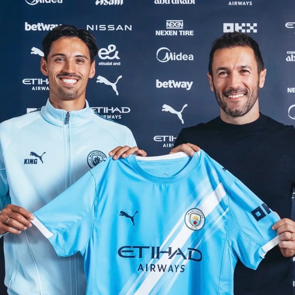 Manchester City fecha com meio-campista da seleção holandesa