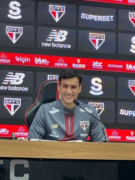 Dinenno expõe diálogo com Calleri sobre projeto no São Paulo: "Só coisas boas"