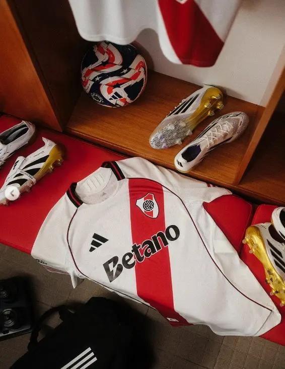 River Plate: Novo uniforme para o Mundial de Clubes