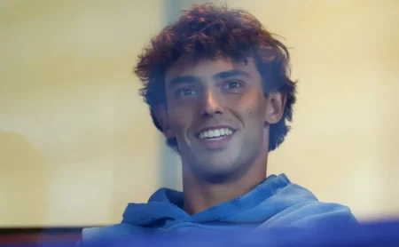 Flamengo de olho: João Félix perde espaço no Chelsea, diz portal