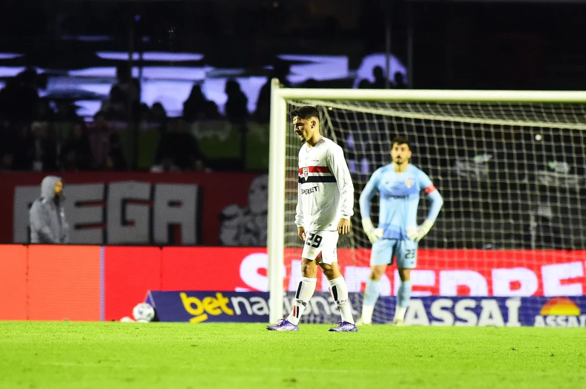 São Paulo em Crise: Desempenho Irregular e Dificuldades no Brasileirão
