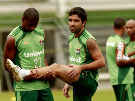 Deco relembra trajetória na Europa e experiência no Fluminense: "Foi diferente"